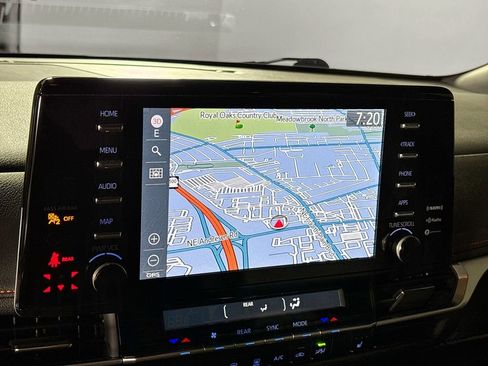 Used 2024 Toyota Sienna XSE image 16