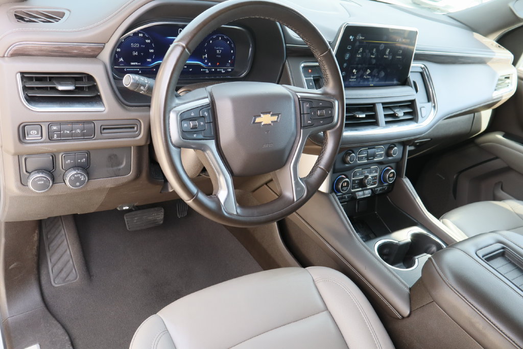 Certified 2024 Chevrolet Suburban LT RWD image 12
