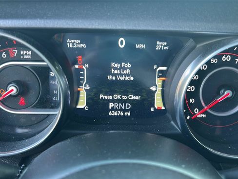 Used 2021 Jeep Gladiator Mojave AWD/4WD image 14