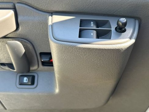 Certified 2025 GMC Savana 2500 w/ Driver Convenience Package RWD image 19