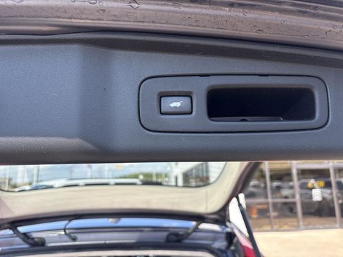 Used 2016 Honda CR-V Touring image 12