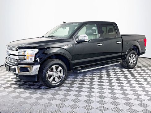 Used 2018 Ford F150 Lariat w/ Equipment Group 502A Luxury image 4