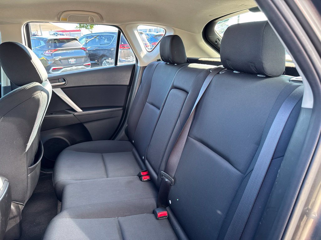 Used 2011 MAZDA MAZDA3 s Sport FWD image 25