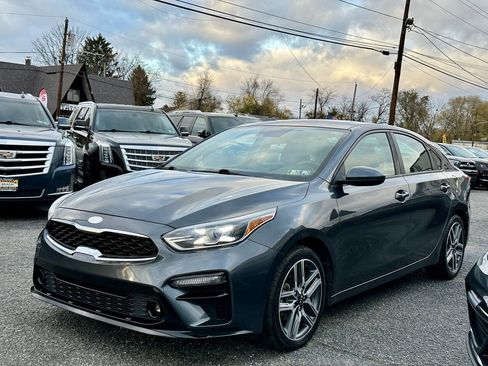 Used 2019 Kia Forte S w/ S Premium Package image 3