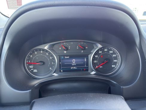 Used 2024 GMC Terrain SLE image 19