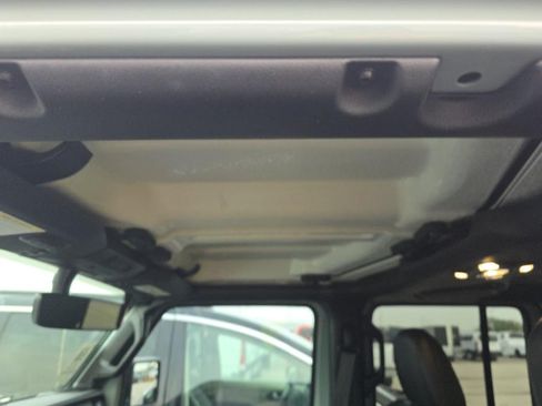 Used 2023 Jeep Wrangler Unlimited Sahara AWD/4WD image 21