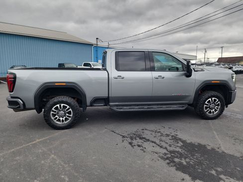 Certified 2024 GMC Sierra 2500 AT4 w/ AT4 Preferred Package image 9