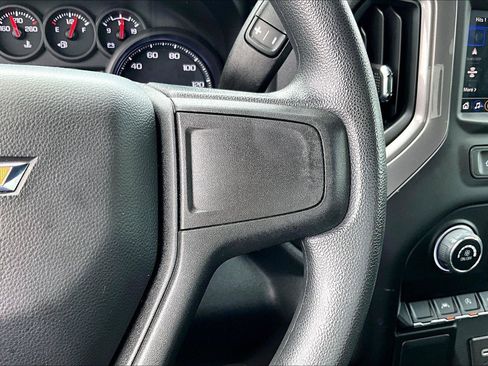 Used 2023 Chevrolet Silverado 1500 Custom AWD/4WD image 20