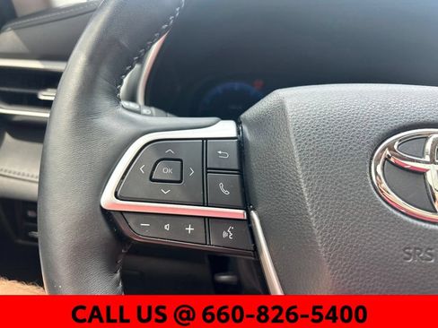 Used 2023 Toyota Highlander Platinum FWD image 18
