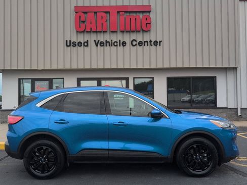 Used 2020 Ford Escape SE AWD/4WD image 1