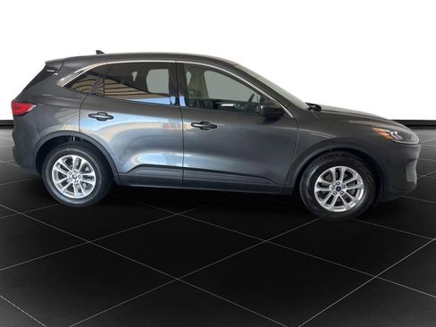 Used 2020 Ford Escape SE FWD image 6