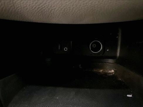 Used 2018 Chevrolet Equinox LT AWD/4WD image 31