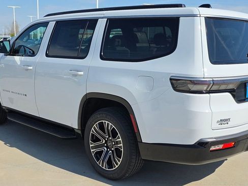 New 2026 Jeep Grand Wagoneer 4WD image 3