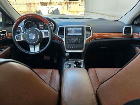 Used 2012 Jeep Grand Cherokee Overland image 14