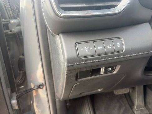Used 2021 Hyundai Santa Fe Limited AWD/4WD image 32
