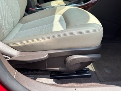 Used 2014 Buick Verano Convenience FWD image 30