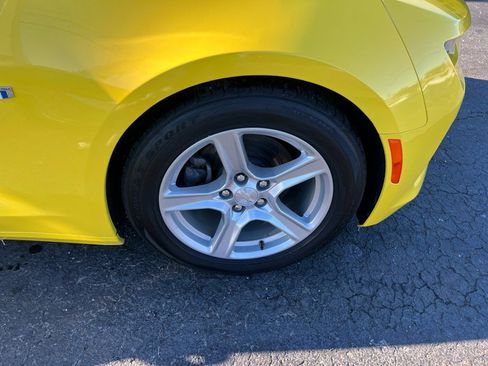 Used 2016 Chevrolet Camaro LT image 22