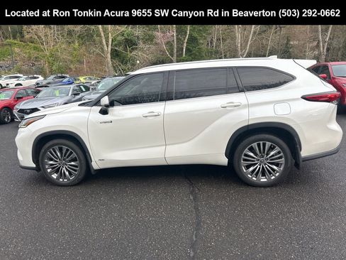 Used 2020 Toyota Highlander Platinum image 7