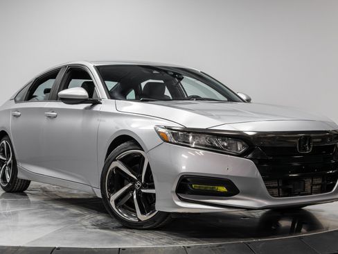 Used 2020 Honda Accord Sport image 38