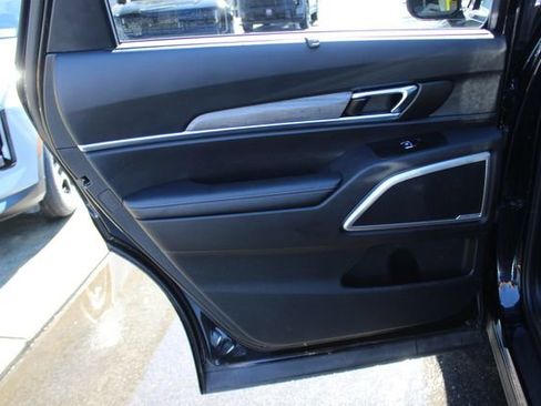 Used 2022 Kia Telluride EX w/ EX Premium Package image 24
