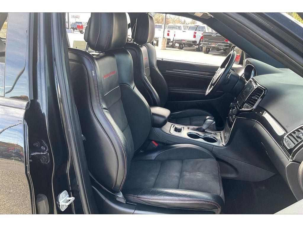 Used 2019 Jeep Grand Cherokee Trailhawk AWD/4WD image 8