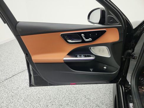 Used 2023 Mercedes-Benz C 300 Sedan image 15