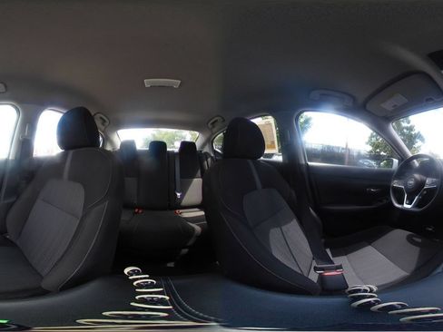Used 2025 Nissan Sentra SV FWD image 36