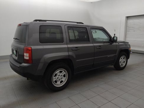 Used 2016 Jeep Patriot Sport w/ Power Value Group FWD image 10