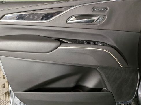 Used 2021 Cadillac Escalade ESV Sport image 16