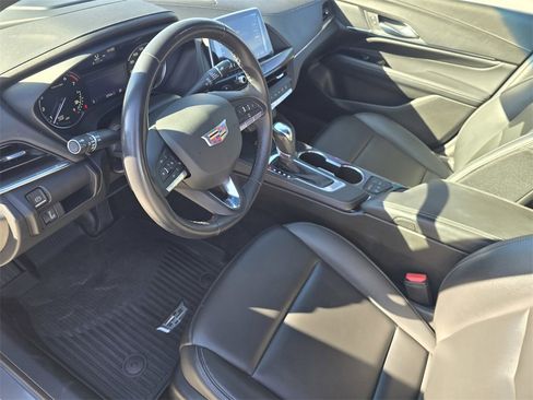 Used 2023 Cadillac CT4 Luxury image 18