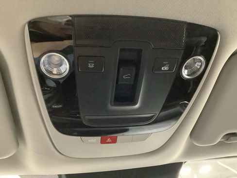 Certified 2024 Kia Seltos EX AWD/4WD image 12