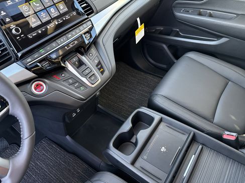 New 2026 Honda Odyssey EX-L image 24