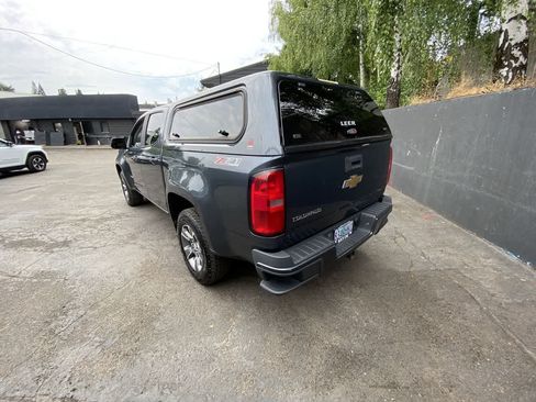 Used 2015 Chevrolet Colorado Z71 AWD/4WD image 4