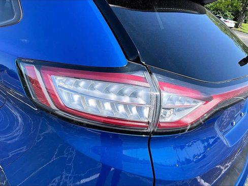 Used 2018 Ford Edge Sport w/ Equipment Group 401A AWD/4WD image 30