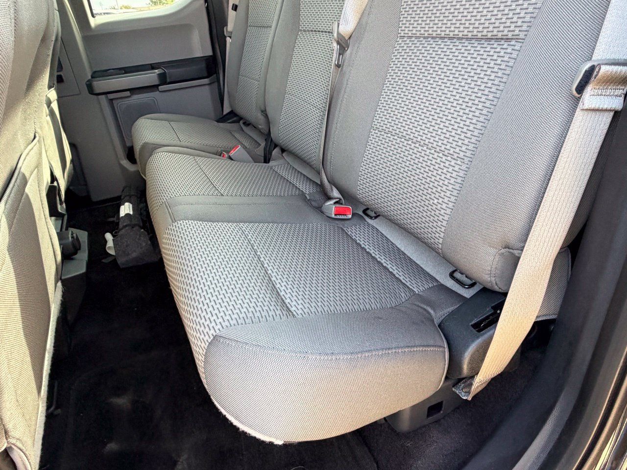 Used 2015 Ford F150 XLT w/ Equipment Group 301A Mid RWD image 28