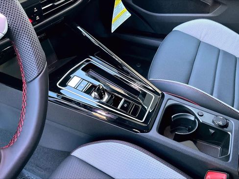 New 2026 Volkswagen GTI SE image 7