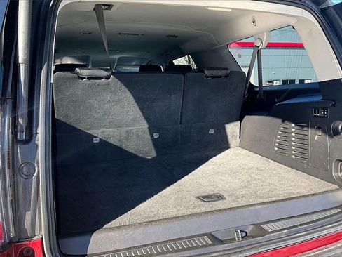 Used 2020 GMC Yukon XL Denali image 23