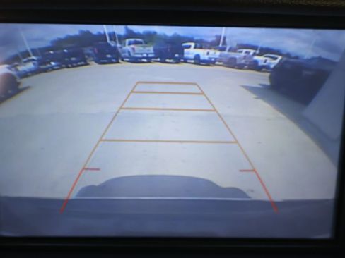 Used 2018 Chevrolet Suburban Premier AWD/4WD image 24