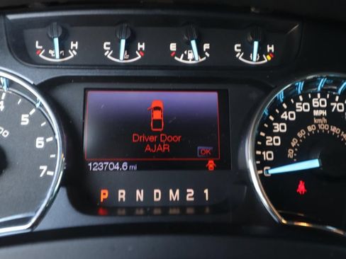 Used 2012 Ford F150 XLT w/ XLT Chrome Pkg RWD image 18