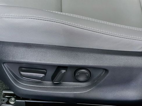 Used 2026 Toyota Camry SE FWD image 15