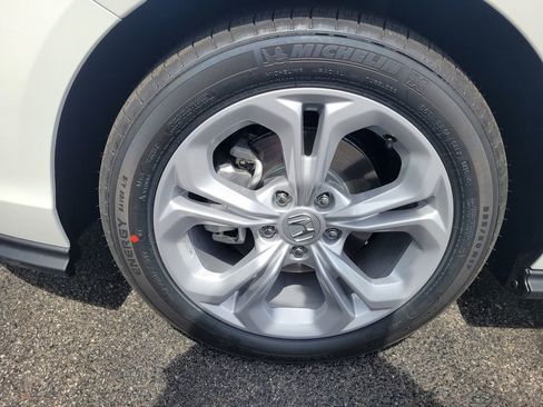 New 2025 Honda Accord LX image 10