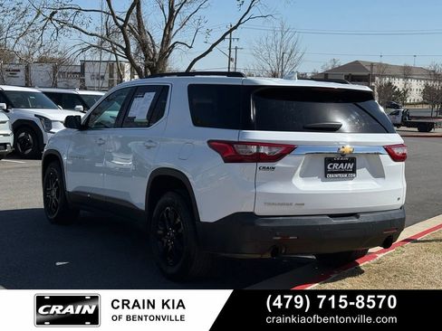 Used 2020 Chevrolet Traverse LT w/ LPO, Floor Liner Package AWD/4WD image 5