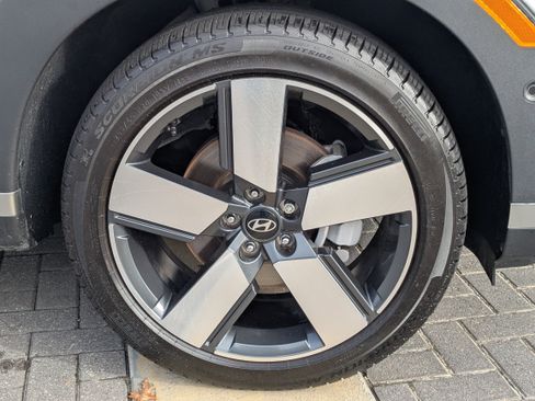 Used 2025 Hyundai Santa Fe Limited image 12