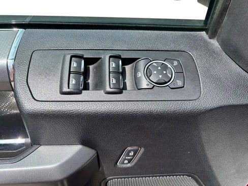 Used 2017 Ford F150 XLT w/ Equipment Group 301A Mid AWD/4WD image 22