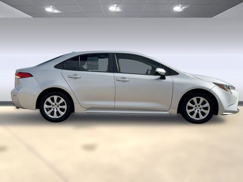 Used 2024 Toyota Corolla LE image 8