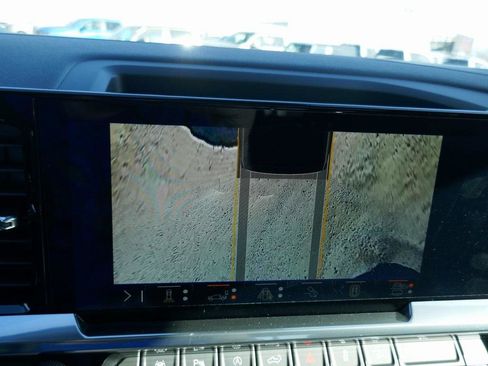 New 2026 Chevrolet Silverado 1500 LTZ w/ LTZ Premium Package image 23