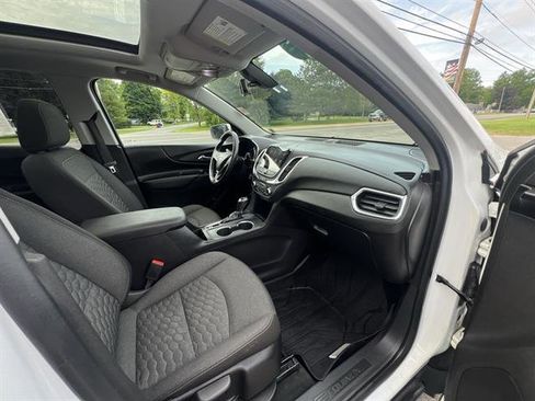 Used 2019 Chevrolet Equinox LT w/ Sun & Navigation Package image 30