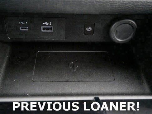 Used 2025 Mitsubishi Outlander SE image 24