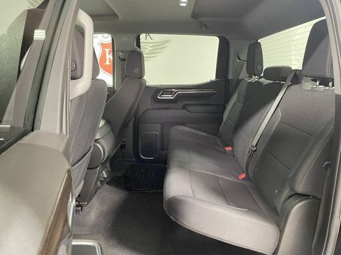 Used 2024 Chevrolet Silverado 1500 LT AWD/4WD image 20