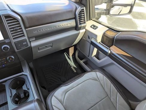 Used 2019 Ford F250 Limited w/ FX4 Off-Road Package image 16